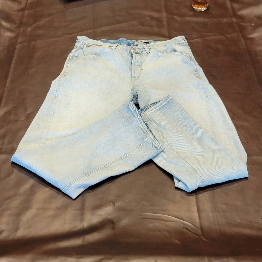 Levi's Engineered Jeans Light Wash Twisted Leg Button Fly